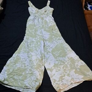 American Eagle Outfitters Light Green Floral Jumpsuit
